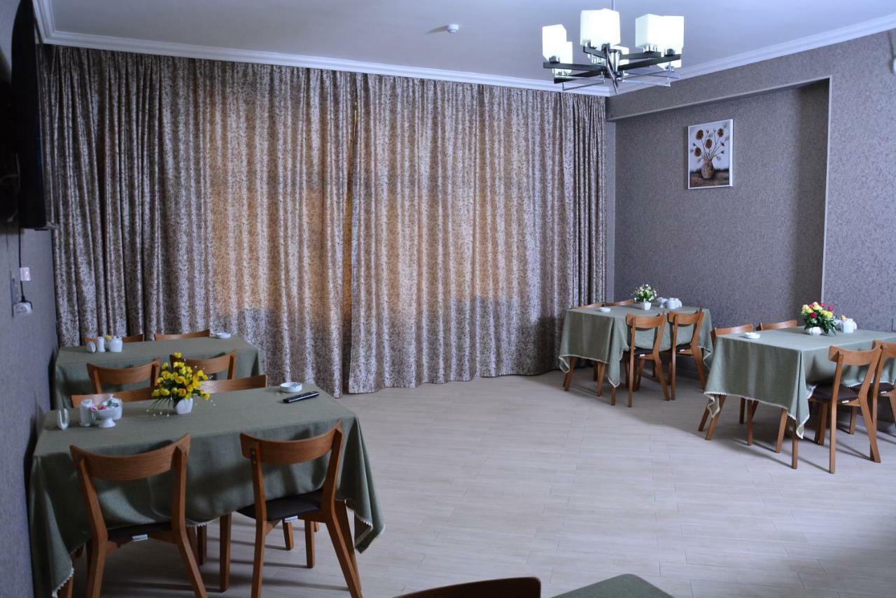 Global Hotel Baku Ngoại thất bức ảnh