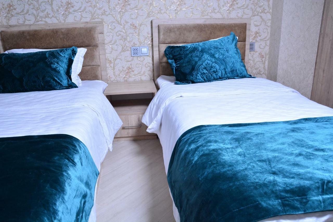 Global Hotel Baku Ngoại thất bức ảnh