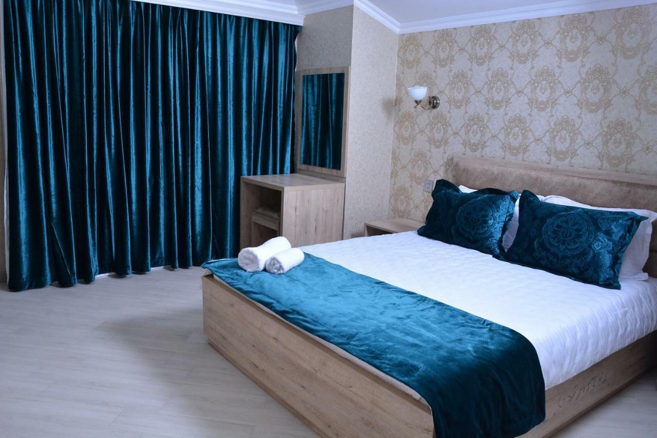 Global Hotel Baku Ngoại thất bức ảnh